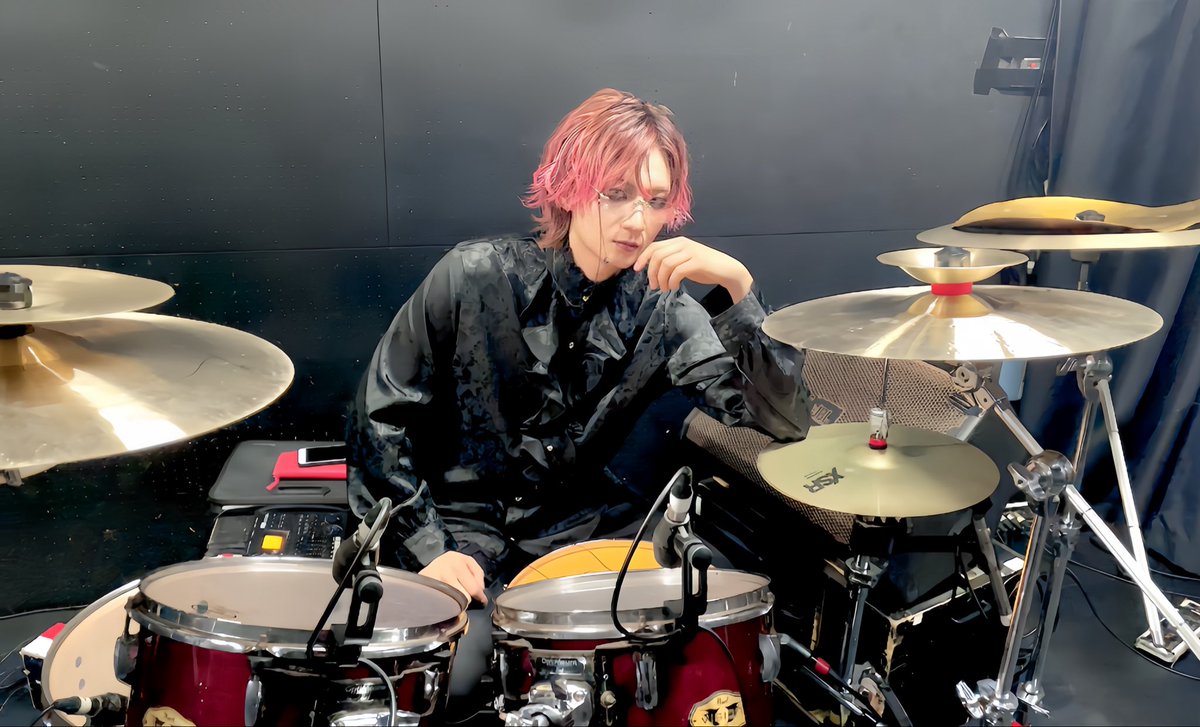 Rotten_A_Soh's tweet photo. 俺ドラマーなんだよね実は https://t.co/VkX7pqKi3n