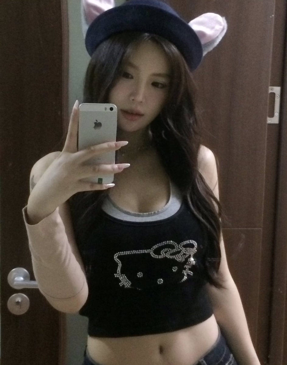 RPhilemon6497's tweet photo. 留住小小的自己 https://t.co/veYCjaeu5d