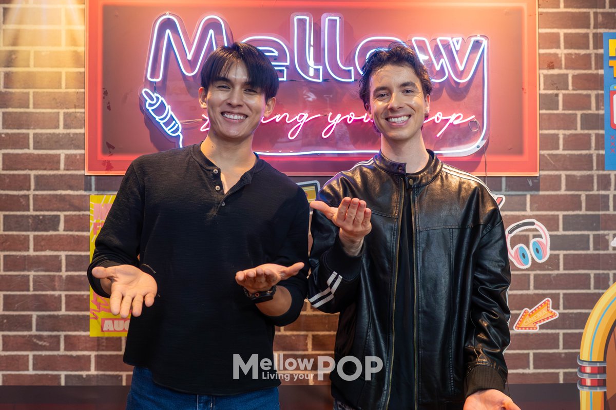 MellowPOP_TH's tweet photo. ✨ Mellow POP เก็บตกภาพบรรยากาศไลฟ์ของ “will hyde” กับเพลง “no matter what i do.”
.
#MellowPOP
#nomatterwhatido
#willhyde https://t.co/rzvJUPZWWo