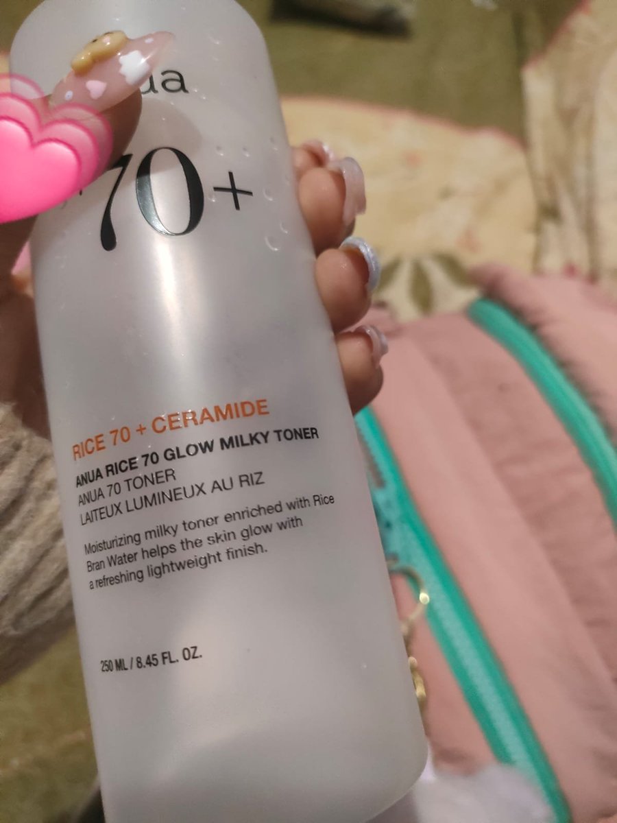 chaeriessee's tweet photo. I was literally about to tidy up my bag, and then my toner spilled everywhere. 😭 Turns out I forgot to put the cap back on. What a mess. 🥲 https://t.co/J8FZHZ8HBZ