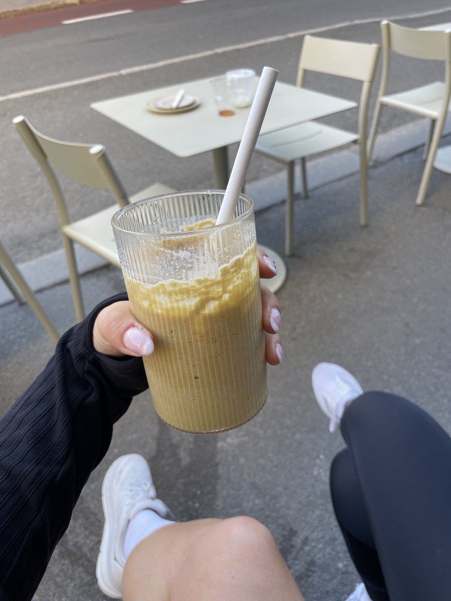 DiamondDinaaa's tweet photo. Iskaffe etter intervall trening 💋 betalt av en av dere tapere! https://t.co/bc3kD1Oa4F