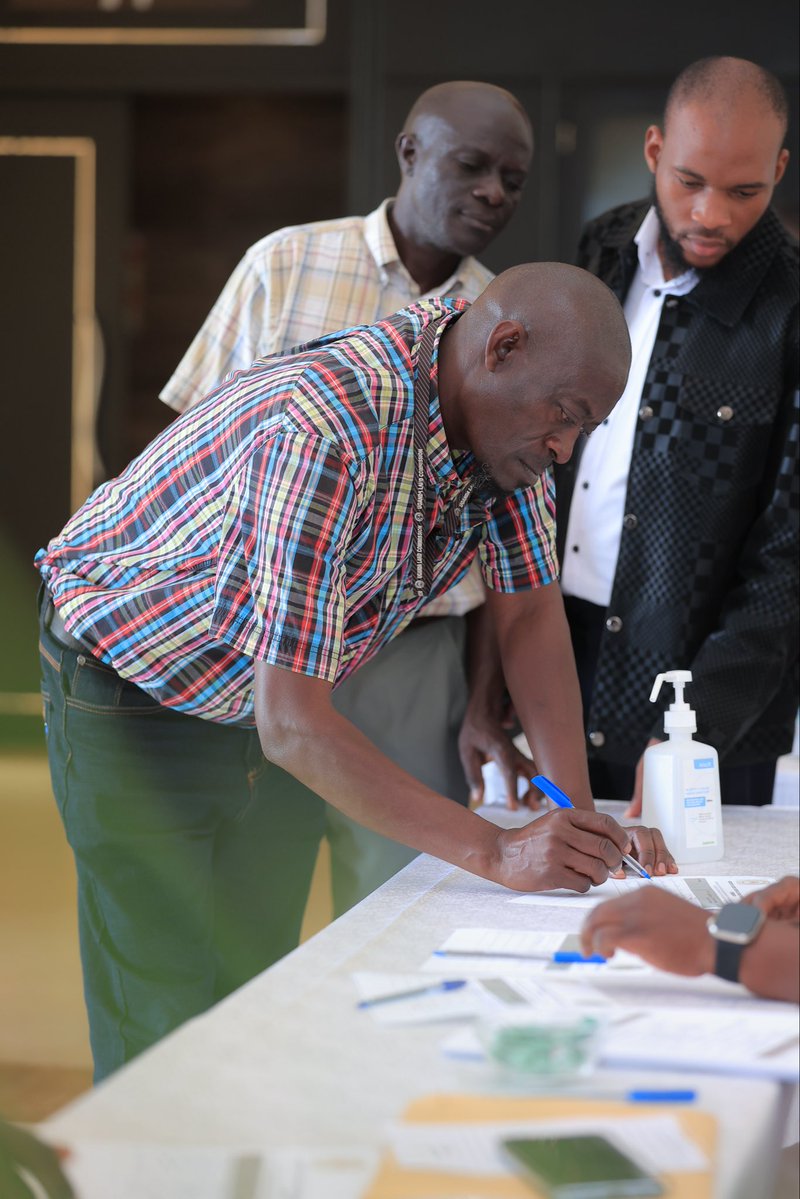 ministry_lands's tweet photo. The National Stakeholders Workshop on Government Land Management and the Development of a Comprehensive Government Land Inventory is underway at Mestil Hotel, bringing together key stakeholders to shape a national framework for protecting and managing Govt land. #LandInventoryUg https://t.co/b0qLwNHuI1