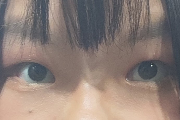 Lv1Forever's tweet photo. 順帶一提 我當天眼妝也是紅色的 跟哥一樣 小確幸♥️ https://t.co/cF6JwhRJGJ