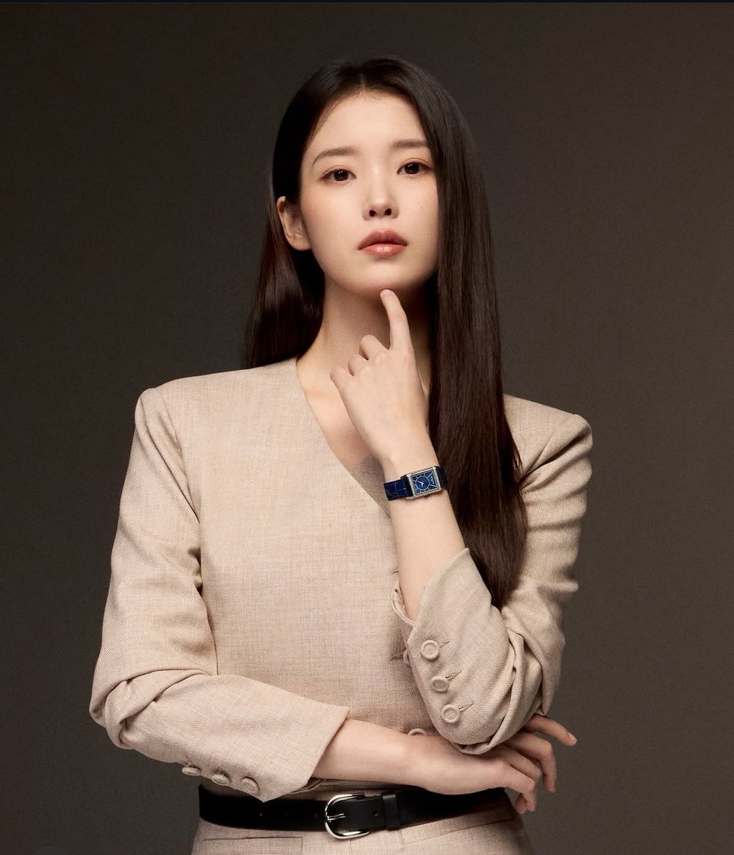 dlwlrma_08918's tweet photo. 예거 르쿨트르 뉴 글로벌 엠버서더 #아이유 https://t.co/HTbHogspkz
