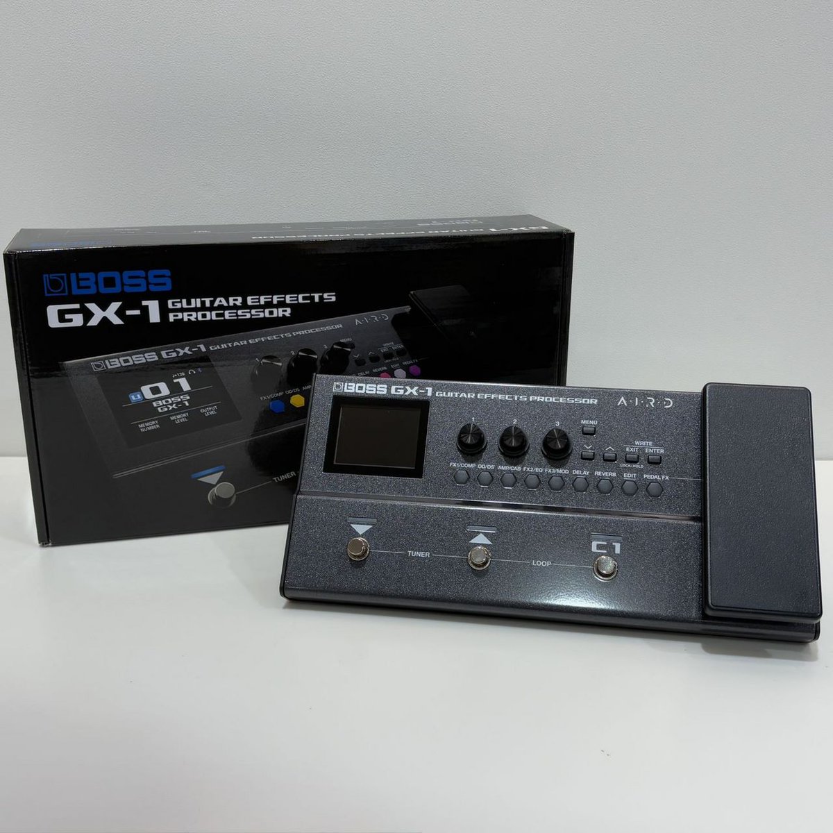 エフェクター入荷情報】 話題のBOSS GX-1、GX-1B どちらも入荷しました