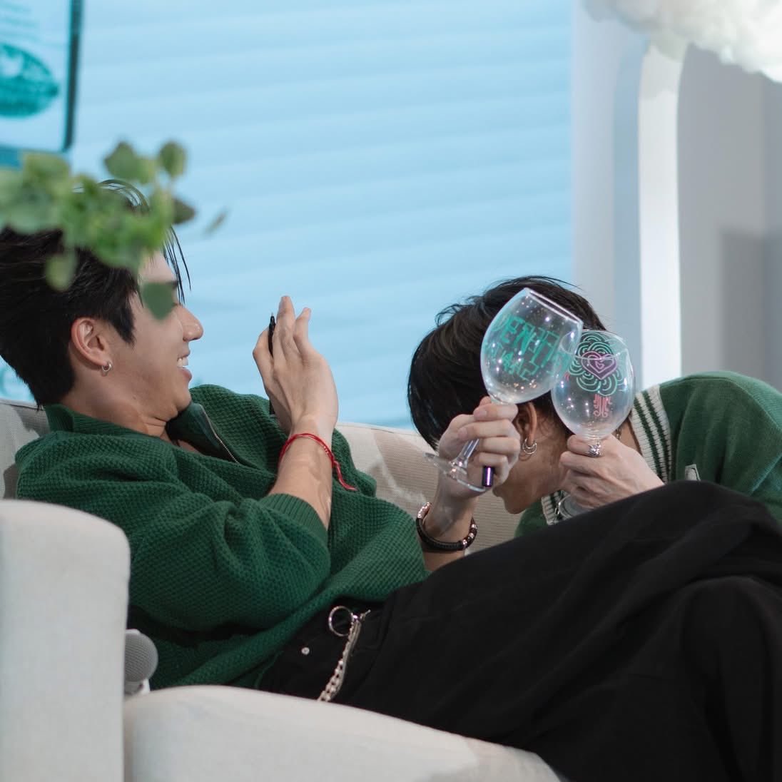 withhercrush's tweet photo. มวลไรครับเนี่ยยยยยยยยยยย https://t.co/elKOAVPZ2K