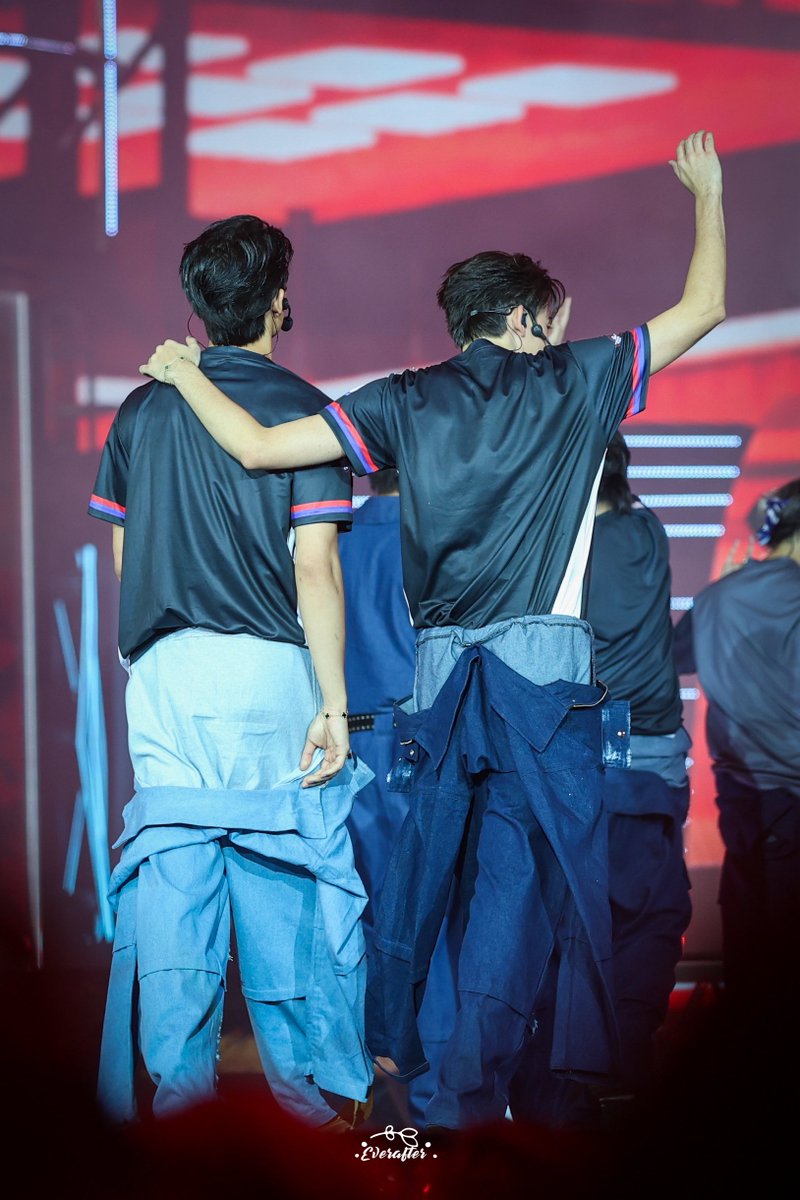 Everafter_jg's tweet photo. 🐻🐧

#JossGawin https://t.co/kc8YnwbXw0