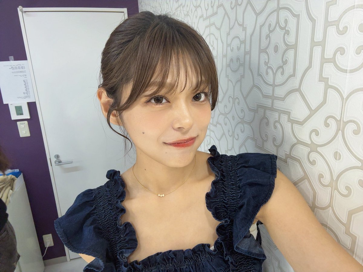 asuminmin217's tweet photo. 撮影会二部はアップスタイル💕
どっちがすきー？ https://t.co/h8m3zcrMex