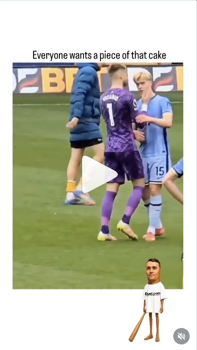 settlevettel's tweet photo. @lizzyinspacee see i was abt to thank you heartfully but then i realised i look im yaoimaxxing when i dont watch football so i tried to find proof and this ig reels vid with kirk as triple t in the corner was all i could find https://t.co/XV0OpqJqrT