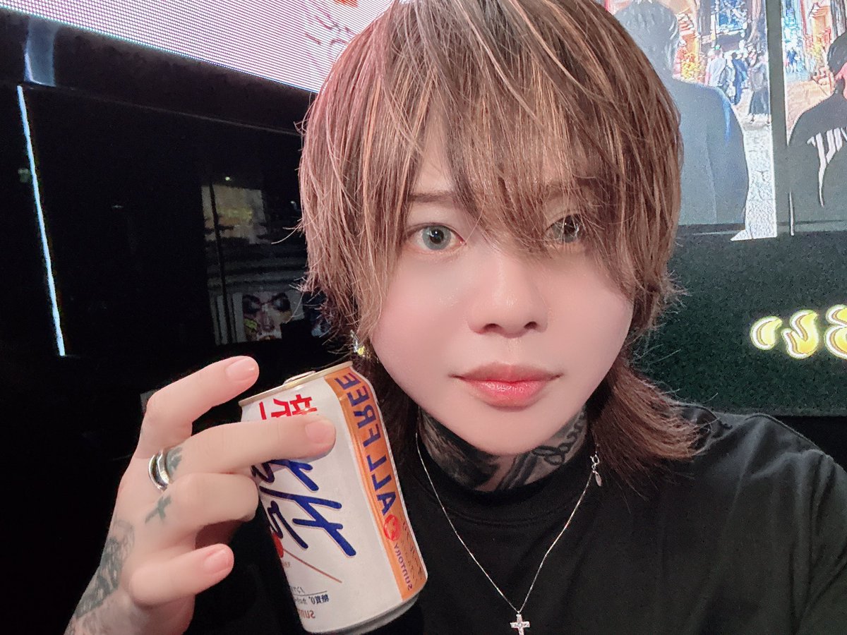090_up's tweet photo. ノンアルも慣れてきたもんや https://t.co/MKtgd7W39M