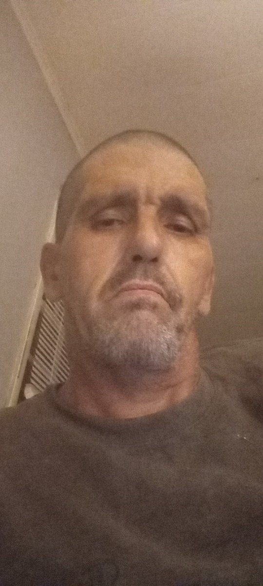 Hotrodeugene68's tweet photo. I would love to know how old do you think this man is and this man is sick of being single I been single since the year 2021 I have been looking for a relationship for a long time now I am hoping to get with someone soon a beautiful woman https://t.co/mq4TUSbhBT