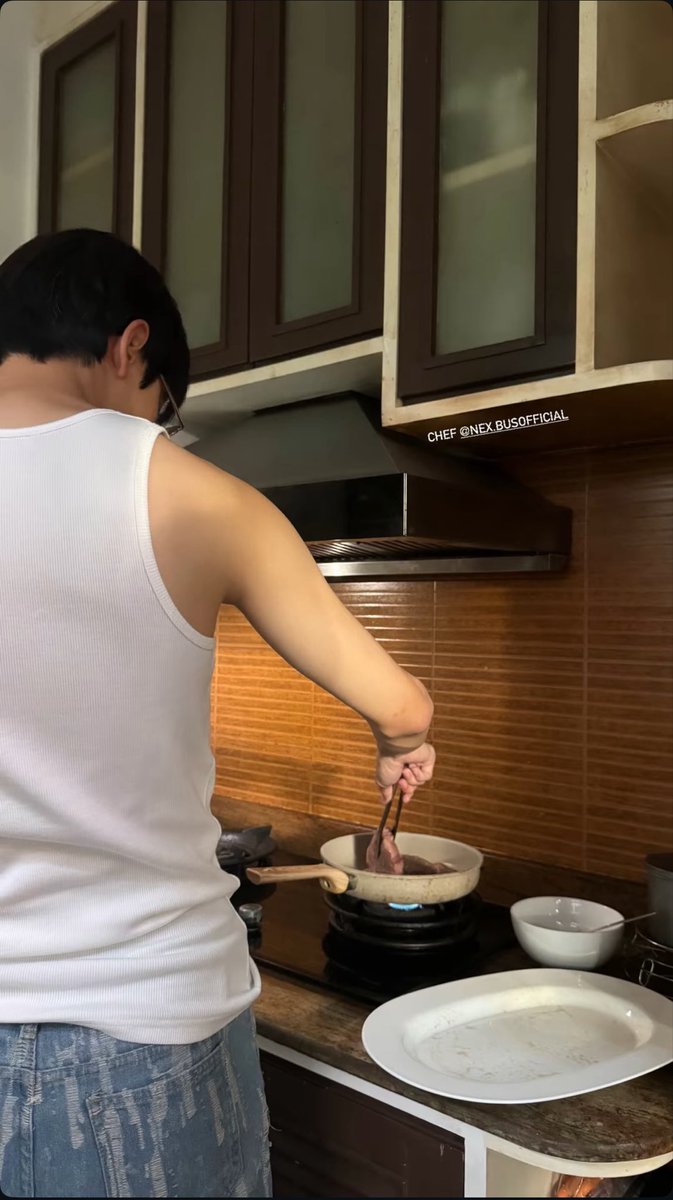 krpl88's tweet photo. ข้าวเสร็จยางงงงเนี่ยหิวแล้ว https://t.co/tFO1VSOfmy