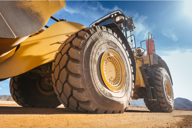 Michelin's tweet photo. 🚧 New on construction sites: the #MICHELINXHA3 is here.
✅ Up to 20% longer wear life✅ Up to 20% additional load capacity✅ Fast visual pressure checks, no electronics required ✅ ~ 16% lower Total Cost of Ownership
Learn more: https://t.co/mVIzUvDQhp
Credit photo: @michelin26 https://t.co/nUtUhTRHjo