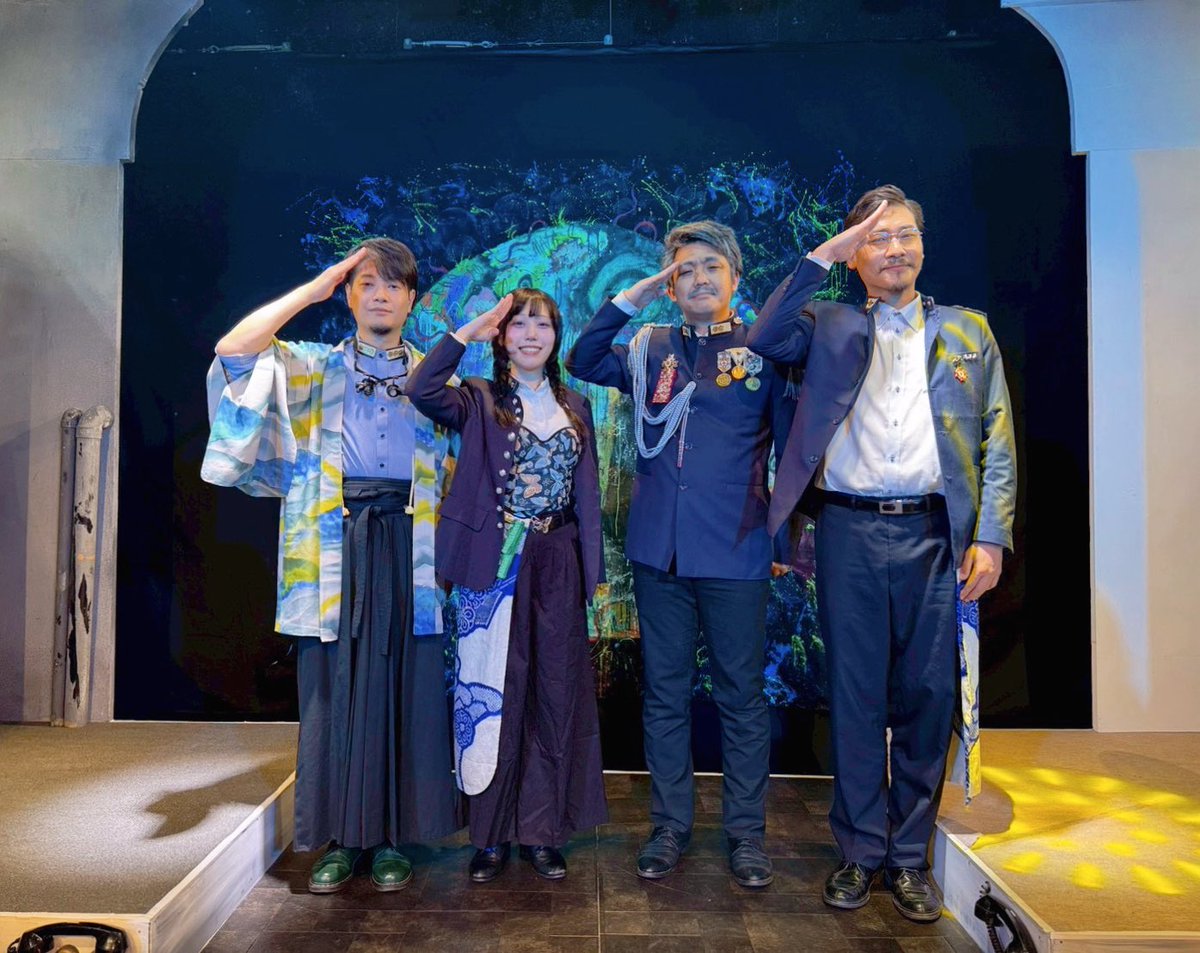 kobayashi30's tweet photo. #這ィ羽リリイベ 第一部ご参加ありがとうございました🐍🌟

約半年ぶりの邪馬田穂波との再会でした。
やっぱり彼女は楽しいね、また演じたいな！

今日は学パロということでみんなでそれぞれ制服を用意したよ！打ち合わせなしでもしっかりキャラ感守って結果バラバラなのが流石！

海軍ジャケットそのままに穂波ちゃん制服コーデしたよ💙
兄さまー！どう？？可愛い？？？穂波も学校通いたーい！
（映像を見返して思いました。海軍チームはボケだらけ。ツッコミ不足。憲兵はツッコミ担当）

チェキも沢山ありがとうございました！