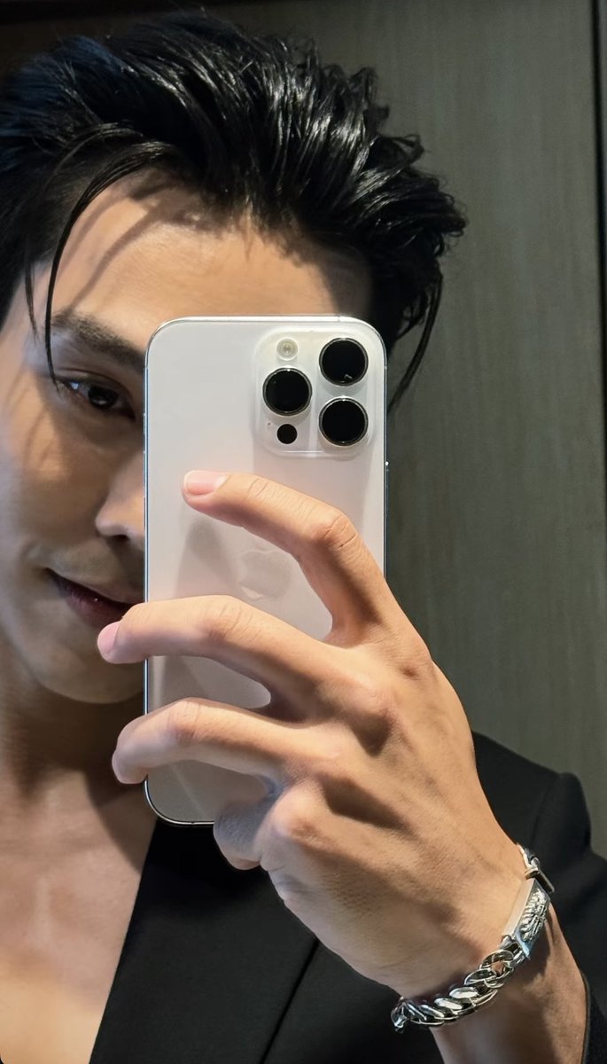 TREPORAPATFC's tweet photo. [treporapat] IG Story Update 

Ready for today 🔍

#treporapat #ตรีภรภัทร https://t.co/CWQ6BD0e3l