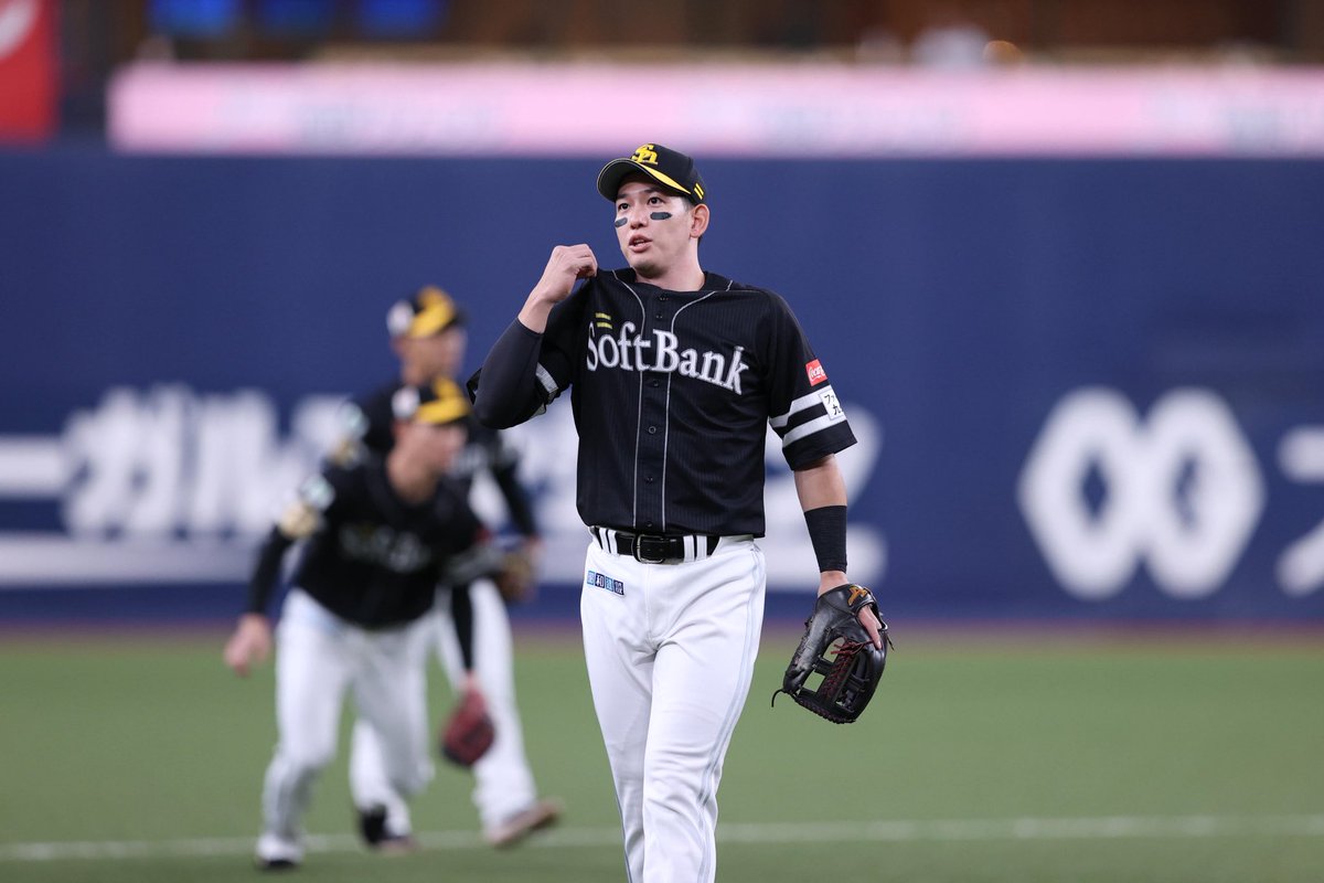 takafullc2's tweet photo. 【スタメン】
7月7日vsオリックス @ 京セラドーム

1一 正木智也
2中 周東佑京
3左 近藤健介
4三 栗原陵矢
5指 ジーター・ダウンズ
6二 牧原大成
7右 柳町達
8捕 海野隆司
9遊 庄子雄大
投 上沢直之

#sbhawks #鷹フル https://t.co/RSFqeDFTz3
