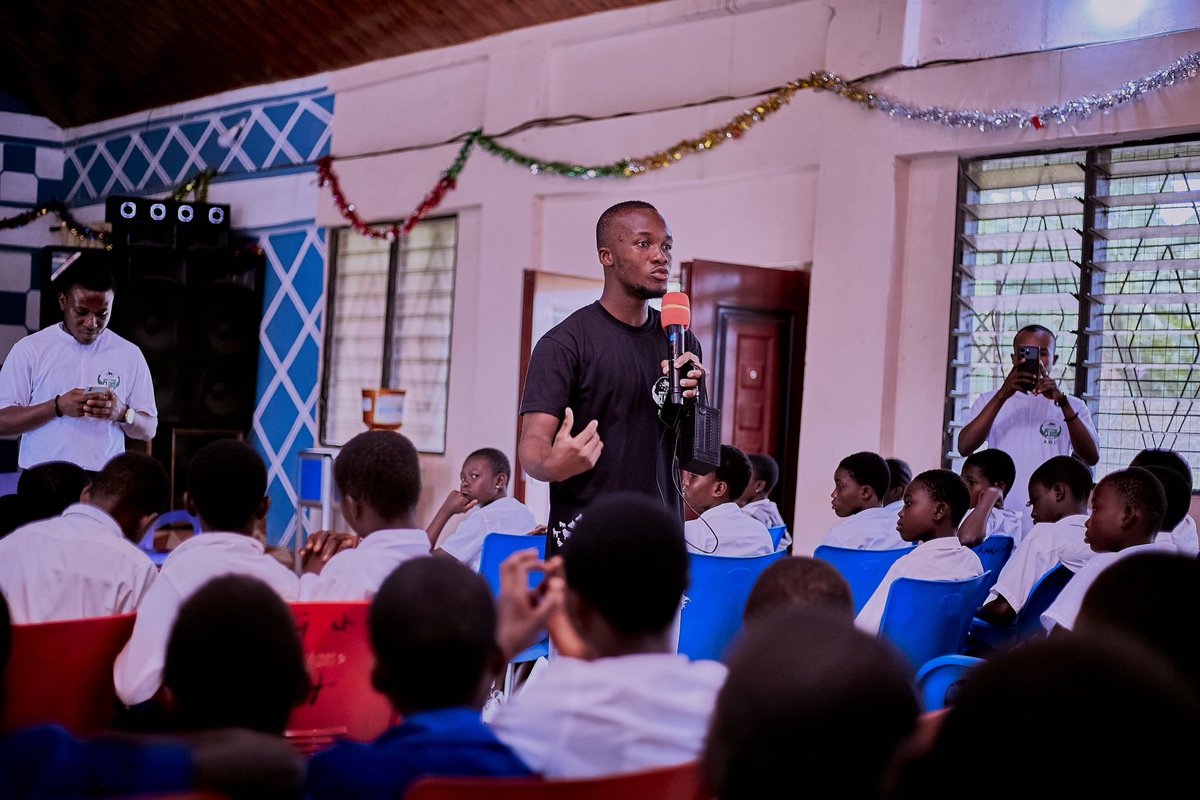 AWC_KNUST's tweet photo. And it was a success!

Find the excerpts of our collaboration campaign on rabies education and vaccination exercise in Nsuta with @GvmsaKnust 

📸🐾 https://t.co/5tPzkSbFMl