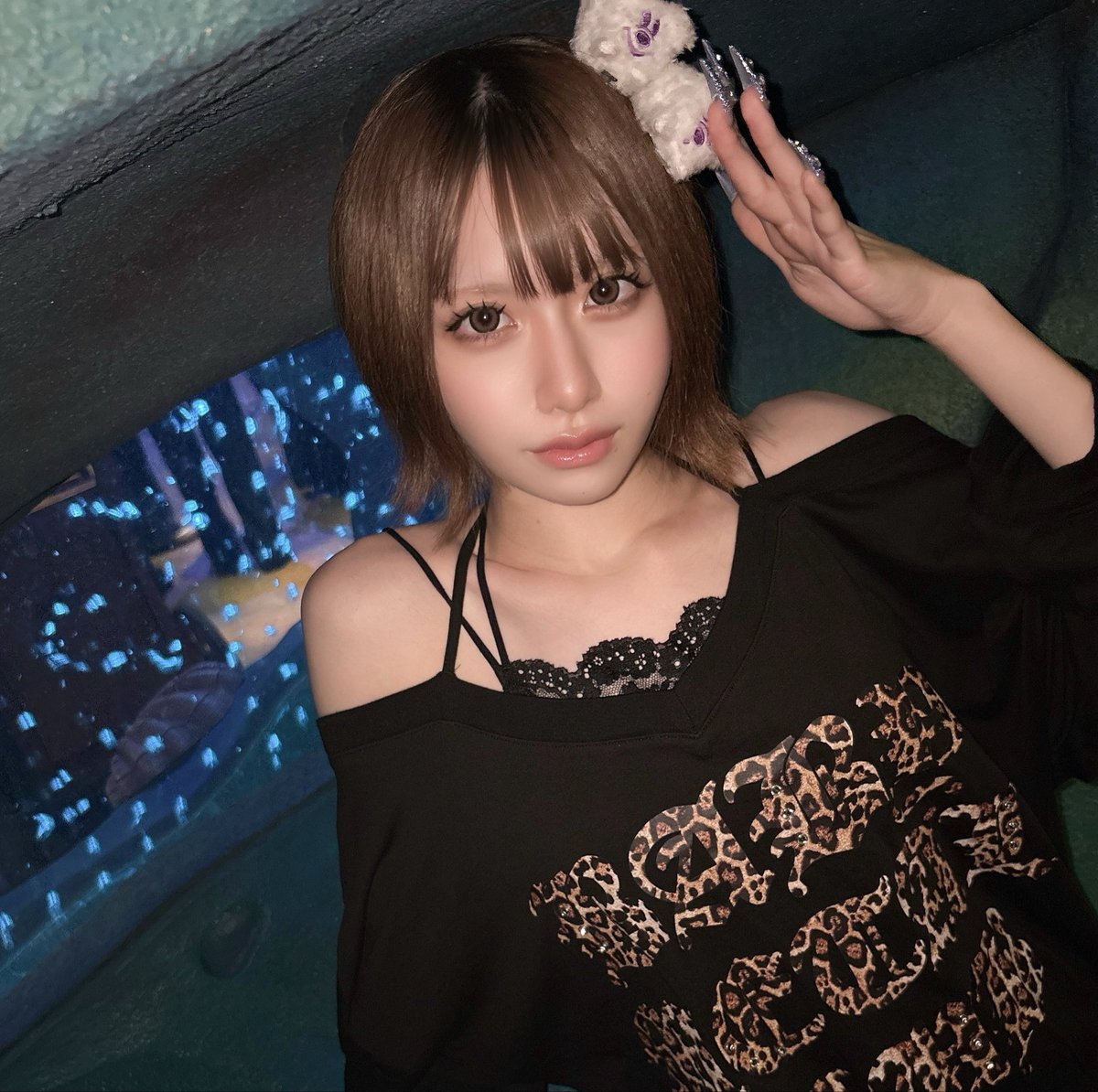 TRASHAKACHAN's tweet photo. 前髪やばい https://t.co/vw31NKCHa4