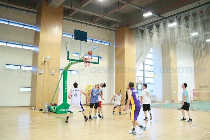 Devotion379's tweet photo. 🏃🏸🏀At Devotion, we believe that a strong team starts with a healthy lifestyle
Every July, our employees come together to enjoy a variety of sports and outdoor activities, including running, basketball, badminton, table tennis, hiking, and more
#TeamDevotion #DevotionBoiler https://t.co/gWrALsRFy9