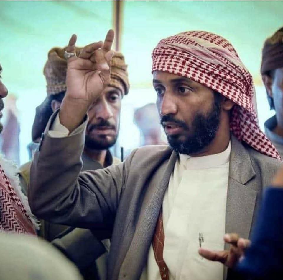 omar2012ali's tweet photo. بسم الله الرحمن الرحيم 
   حضرةجناب الأستاذ /سالم أحمد الخنبشي 
محافظ محافظة حضرموت _عضو مجلس القياده الرئاسي  المحترم
              تحيه طيبه
الموضوع: اعتذار عن عضوية اللجنة التحضيرية للمجلس التنسيقي
في البدايه نتمنى لكم التوفيق والنجاح في جميع مهام أعمالكم.
اشاره إلى الموضوع أعلاه.. أتقدم باعتذاري اليكم عن عضوية المجلس التنسيقي الصادر به قرار من قبلكم المحرر بتاريخ ٢/ ٧/ ٢٠٢٦م
وذلك  لأسباب كثيره واهمها
اولا : أقصى وتهميش المراجع القبليه،والشخصيات الاعتبارية المؤثرة في المجتمع الحضرمي .

ثانيا:مشاركه قيادات حضرميه انتماها الى خارج  حضرموت لاحتواهم على القرار الحضرمي وتسخيره لخدمت مشاريع احزابهم السياسية ،ويكفي  أبناء حضرموت  التجارب السابقه التي  مرو بها معا الجنوب والشمال .
وتقبلوا فائق الاحترام والتقدير. 
الشيخ/صالح محسن بن حريز المري
رئيس الهبة الحضرمية (مخيم العيون )
٧ /٧ /٢٠٢٦م