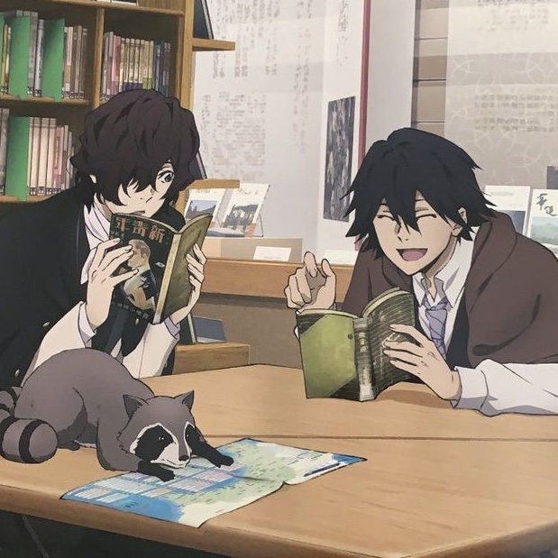 Ranposcactuus's tweet photo. His ass is clearly not focused on those books / manuscript https://t.co/IZjwSsG8vs
