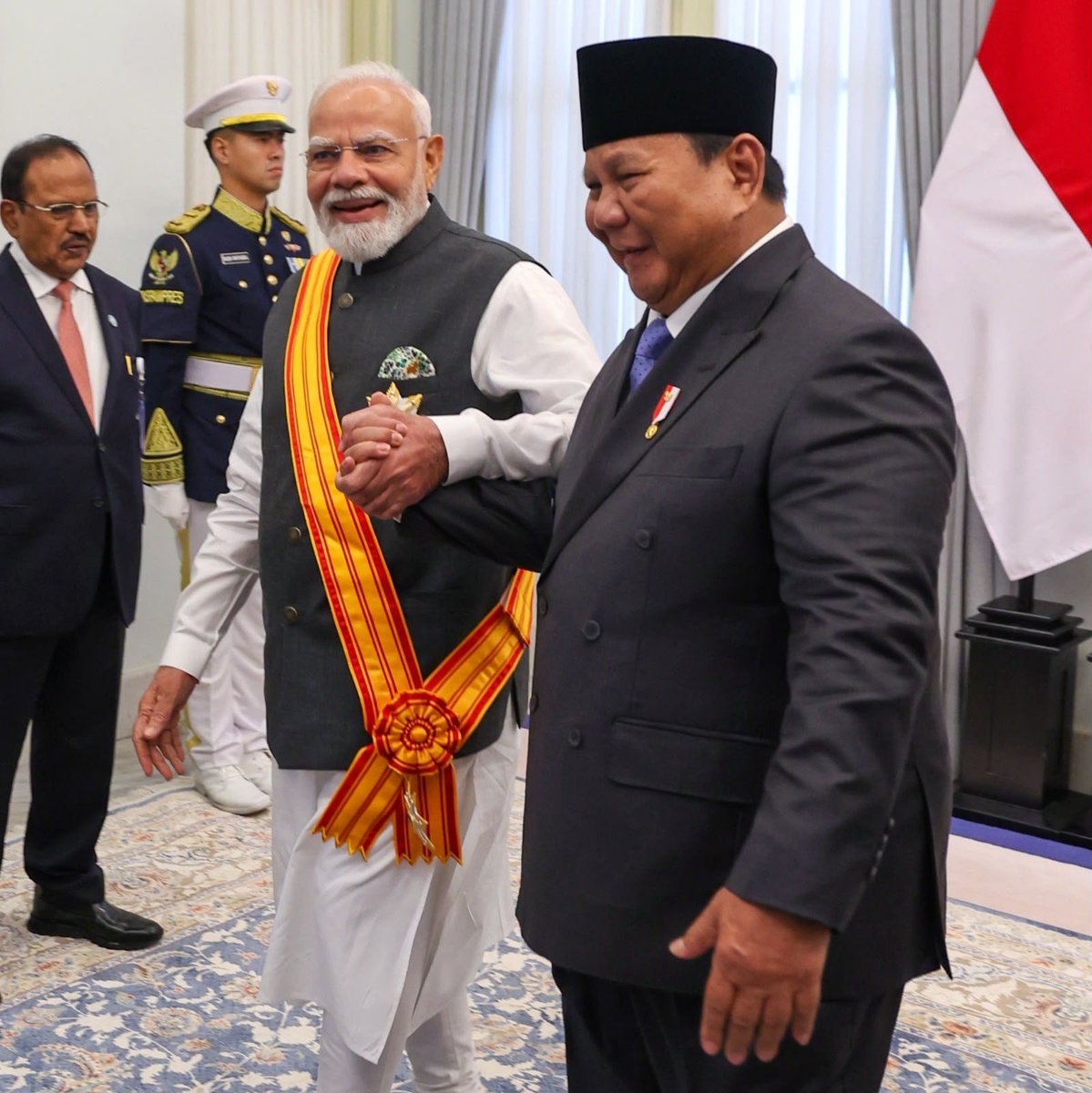 narendramodi's tweet photo. I accept the Bintang Adipurna of the Republic of Indonesia with great humility. 

This honour belongs to the people of India. It reflects the warmth and affection of the people of Indonesia. It is also a tribute to the historic and deeply-rooted ties between India and Indonesia.

I sincerely thank President Prabowo, the Government of Indonesia and the people of Indonesia for this special honour.

@prabowo