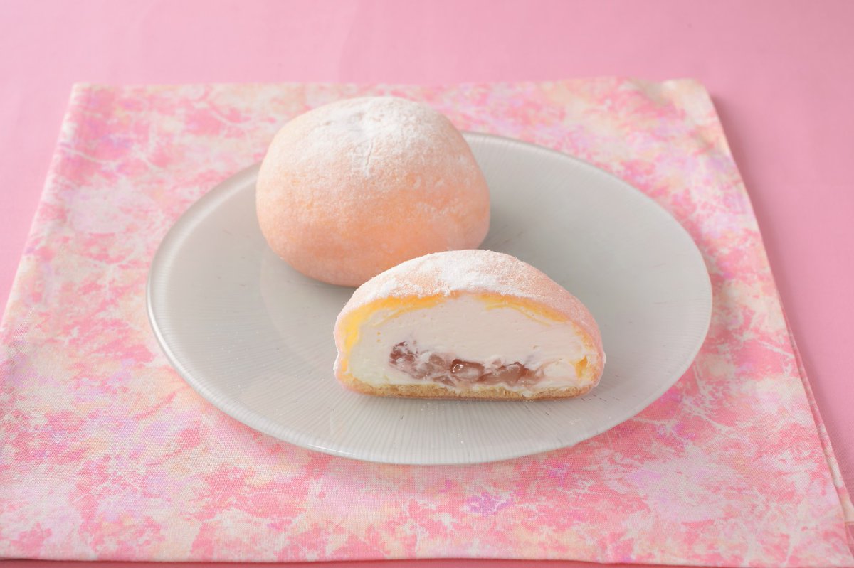 oricon's tweet photo. 【きょうからスタート】
ローソン“桃フェア”🍑

2週連続で展開！7日は4商品が発売
🍑ごろっと1/2個分！桃のタルト
🍑ごろごろとした桃のシュー…など
https://t.co/MS5nA8YIPz

@akiko_lawson https://t.co/UM80lv41Ep