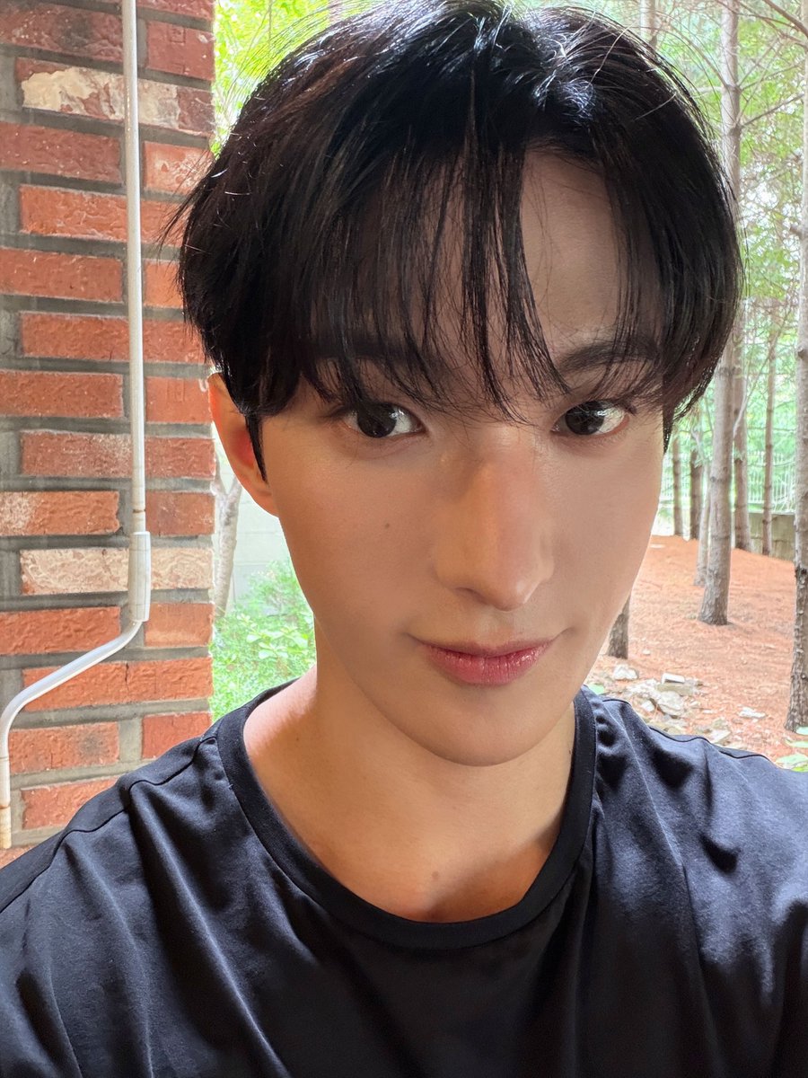 kyeomdaily's tweet photo. https://t.co/3DQzQrbqqz