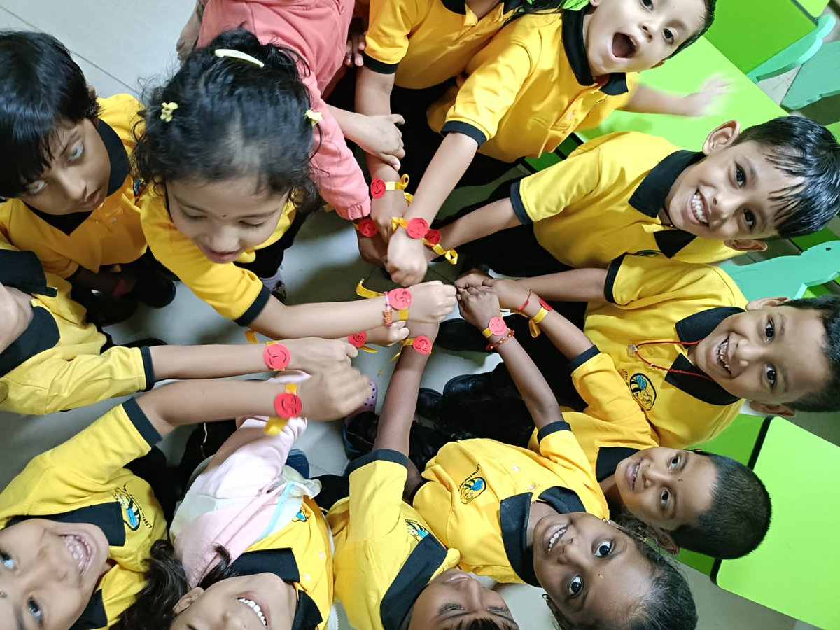 Lhb_offical's tweet photo. Little hands, big dreams, and endless smiles! 
+91 90367 79728
🌐 https://t.co/Nvdn35JGhQ
#LittleHoneyBees #Preschool #EarlyLearning #LearningThroughPlay #CreativeKids #HappyKids #ChildhoodMemories #HandsOnLearning #NatureLearning #FunAtSchool #GrowingTogether #KidsActivities https://t.co/l08LA139sT