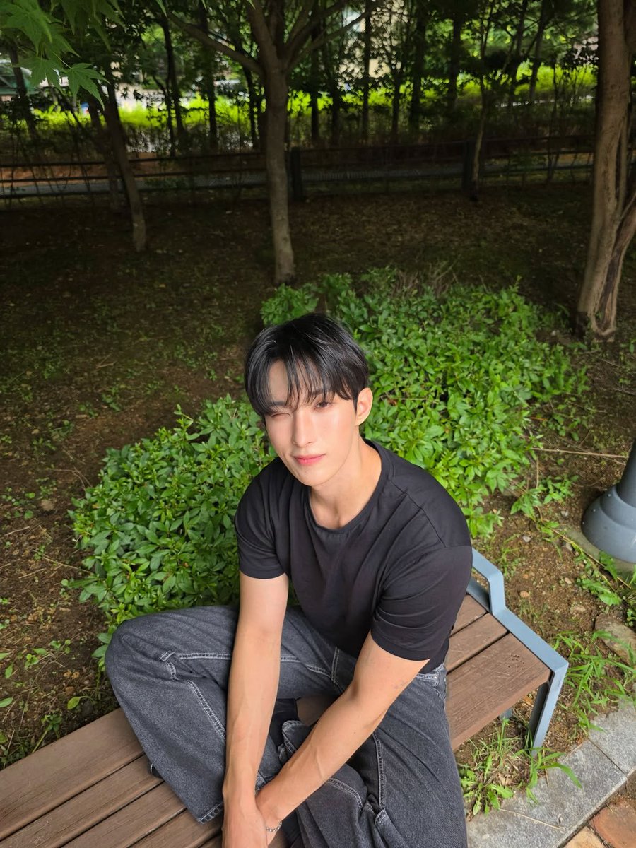 JihyoGelly's tweet photo. Nangungulila no more 

Welcome back Dokyeom! 💖🥹

@dkffeinated @dokyeom_zip @MyNameIsDeekaay 

#DOKYEOM #도겸 https://t.co/nxOpkIyynx