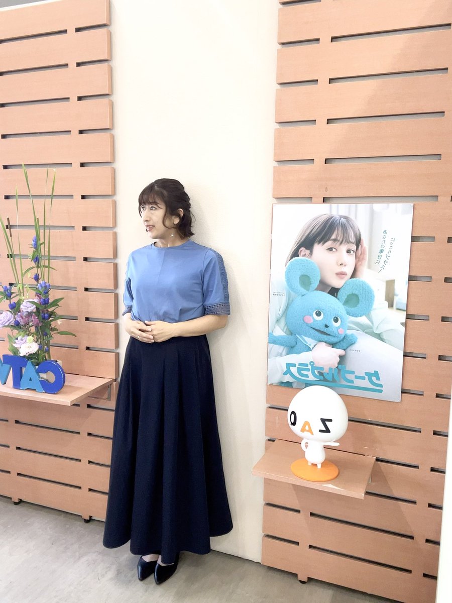 smile9137's tweet photo. 今日は、スタジオのお花が涼しげでした🔹 https://t.co/o76rb1SfMH