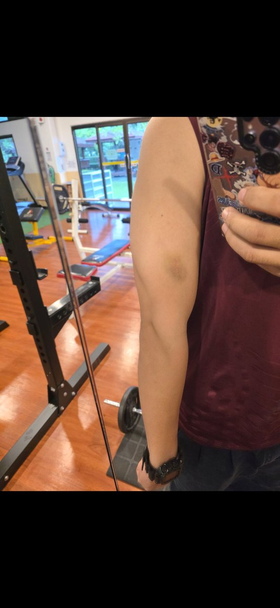 Dark_9002's tweet photo. เขียวเลย…😵😵
#บ่อวิน #ปลวกแดง #ระยอง #มาบตาพุด #บ่อวิน #พัทยา https://t.co/sb9dnzeSDb