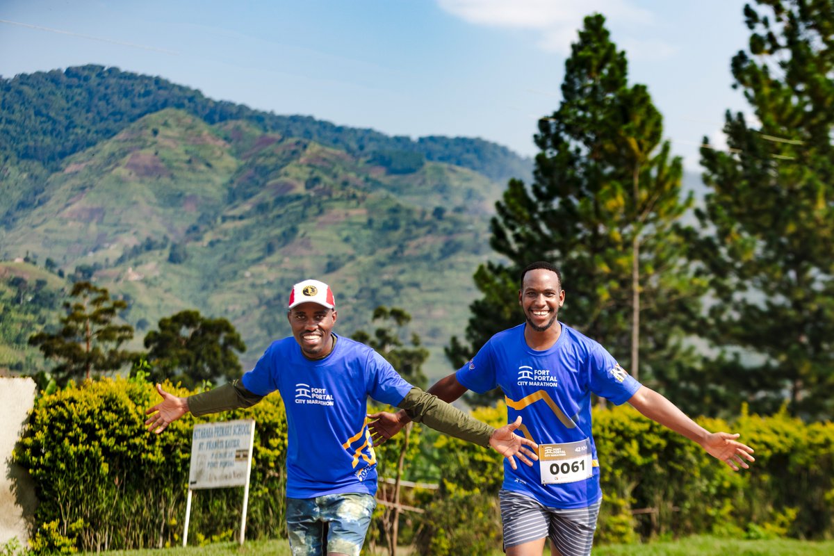 WatsalaKenneth's tweet photo. You have seen something similar, Run in Paradise, those curving roads are not lonely, The Rwenzori Ranges, they offer you hope of life beyond, Matooke a sign that you will not luck. @FPcitymarathon  with Partners Kahive, Newman, @jeansclub_ug  &amp; many more are ready. https://t.co/gZ3hokaRqx