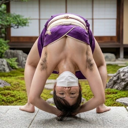 jupiter6768's tweet photo. ねね！
こんなだらしなくて脇毛生えてる女の子っていやだ…？
女の子だから脇の毛って剃った方がいいのかな… https://t.co/7AKMika6Tr