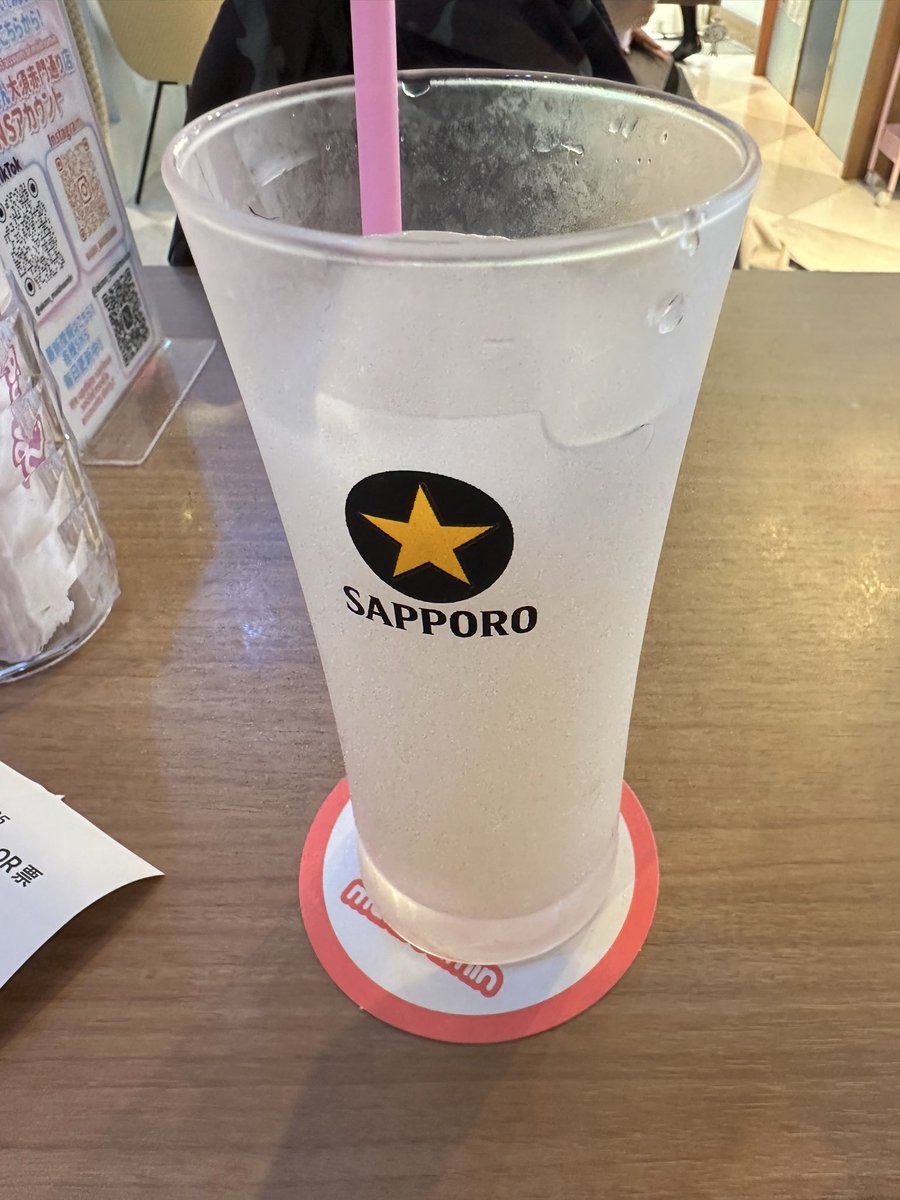 melonpan0136's tweet photo. カムTを、予約しにワンタイ来ました😊 https://t.co/tY8PLGQHTH