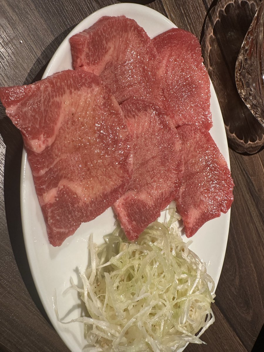 Tlx84's tweet photo. 最近肉欲ないけど久々くるとやっぱうまい(ラーメンは週4食べるのに) https://t.co/PWHwwRGFsL