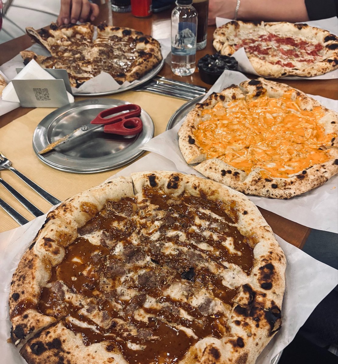Heeva_kz's tweet photo. تولد خوش مزه و متولد خوش مزه تر🍕🌶️ https://t.co/4ZM6ocMbqd