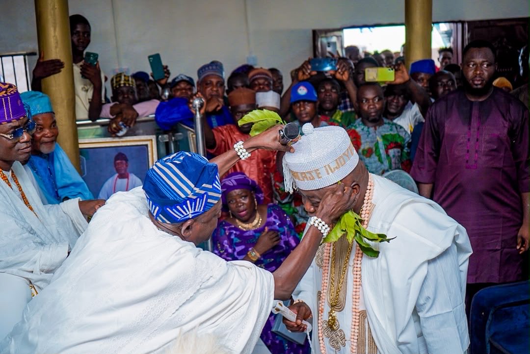 ladiadebutu's tweet photo. It was an honour to be installed yesterday as the Babalaje of Iwoye-Ketu Land, alongside my wife, Yeye Adenike Adebutu, who was also installed as the Yeye Babalaje of Iwoye-Ketu Land, by His Royal Majesty, Oba Isaac Alamu Adegbenro Oyero, the Ooye of Iwoye-Ketu Land, and other distinguished Yewa Traditional Rulers.

I sincerely appreciate this great honour and received it with gratitude a a renewed commitment to the development of Iwoye-Ketu and the wellbeing of its people.

To further demonstrate this commitment, I announced a Youth Empowerment Programme for the youths of Iwoye-Ketu. Together, we will continue to invest in our people and build a brighter future for our communities.

My heartfelt appreciation to His Royal Majesty, Oba Isaac Alamu Adegbenro Oyeti and the good people of Iwoye-Ketu for this memorable honour.