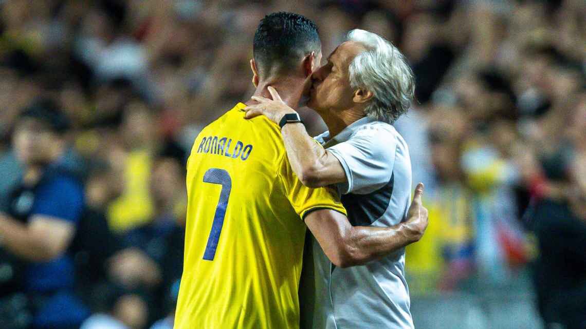 JamesTactics's tweet photo. 🚨 IT'S DONE! Jorge Jesus will be the new head coach of Portugal. He will replace Roberto Martinez. ✍️🇵🇹 

One thing that’s very noticeable, is his quotes after winning the Saudi League with Al Nassr: ‘When I received the invitation from [Al Nassr CEO José] Semedo and Cris [Cristiano Ronaldo], I only accepted this challenge to help Cris win the title in Saudi Arabia. 

That was my purpose."’

Jorge Jesus has won 20 major trophies in his career. 

Via @abolapt
