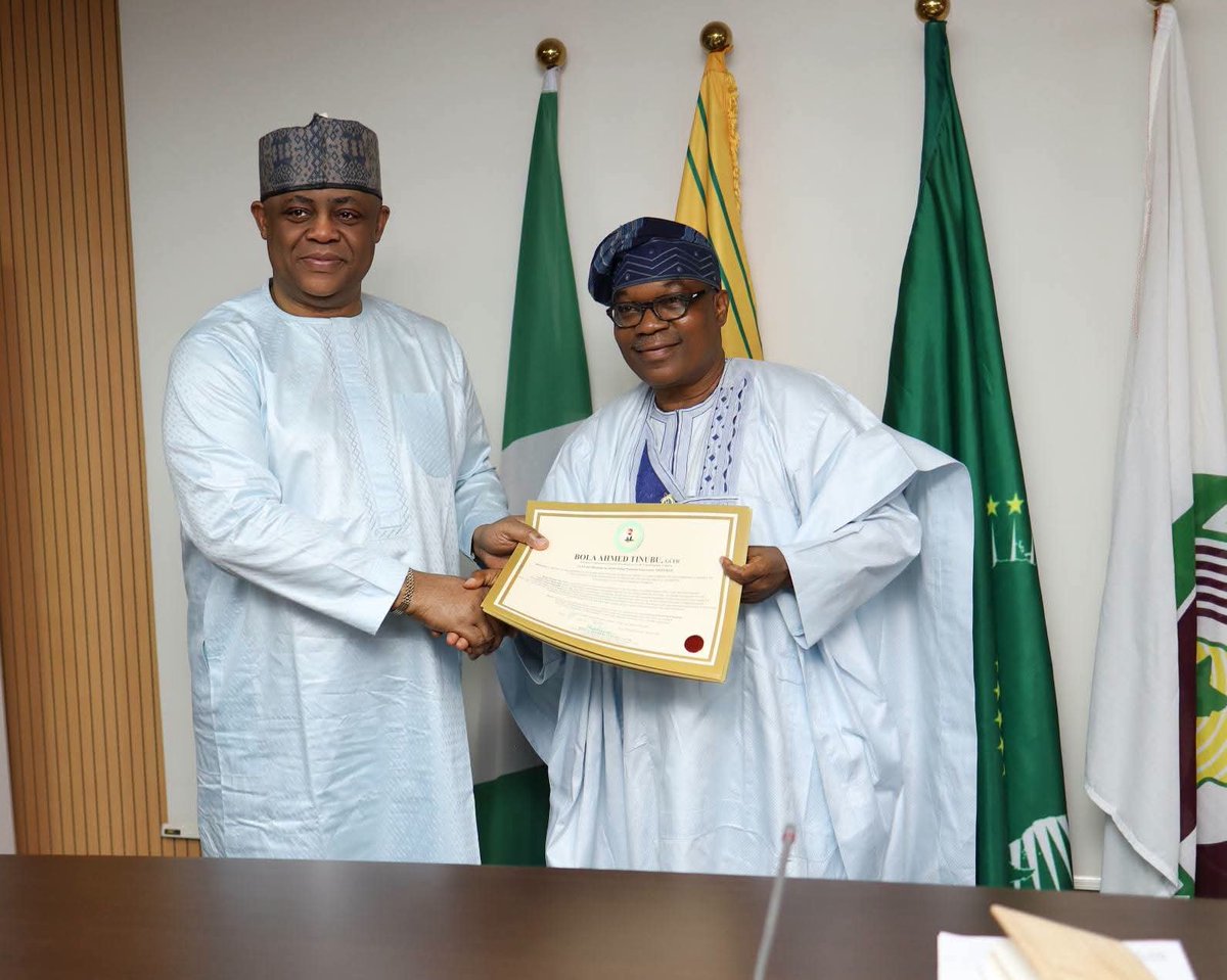 realFFK's tweet photo. Honored to have received my letters of credence to serve as the High Commissioner of the Federal Republic of Nigeria to the Republic of South Africa, the Kingdom of Lesotho and the Kingdom of Estwatini yesterday. 

Having received the 'agrément' and having been presented with the letter of credence from His Excellency President Bola Ahmed Tinubu by His Excellency Ambassador Sola Enikanolaiye, the Honorable Minister of State for Foreign Affairs, I shall begin the process of reporting to Pretoria, presenting my letter of credence to His Excellency President Cyril Ramaphosa of South Africa and starting the great and important work that lies ahead. 

I thank God for the opportunity to serve my nation once again after being appointed as Minister of Aviation 20 years ago ALMOST TO THE DAY! 

My gratitude goes to our leader President Bola Ahmed Tinubu for the confidence he has reposed in me and I covet the prayers of all men and women of goodwill. 

The Lord alone shall take the glory for this and He shall do great things. 

He is faithful! ❤️🙏

(FFK)