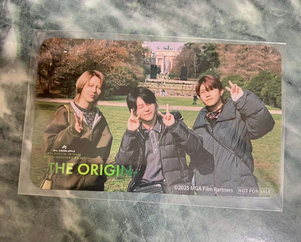 mn_jams's tweet photo. この写真が好きすぎてAmazonで頼んだ🙂‍↕️

#MGA_FJORD
#MGA_THEORIGIN
#MrsGREENAPPLE https://t.co/QPk99nNGDl