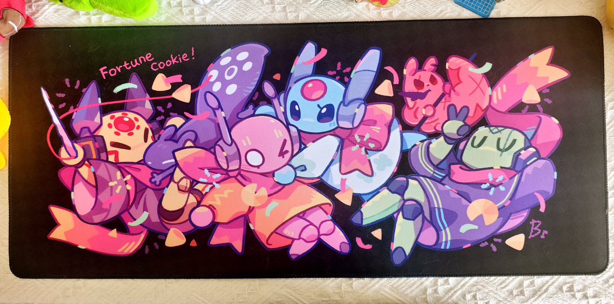 beco_100me's tweet photo. Oh hey these pvc card（black&amp;transparent ）and mousepad could be preordered now on Taobao till 7.11 https://t.co/spL7EI2OU4