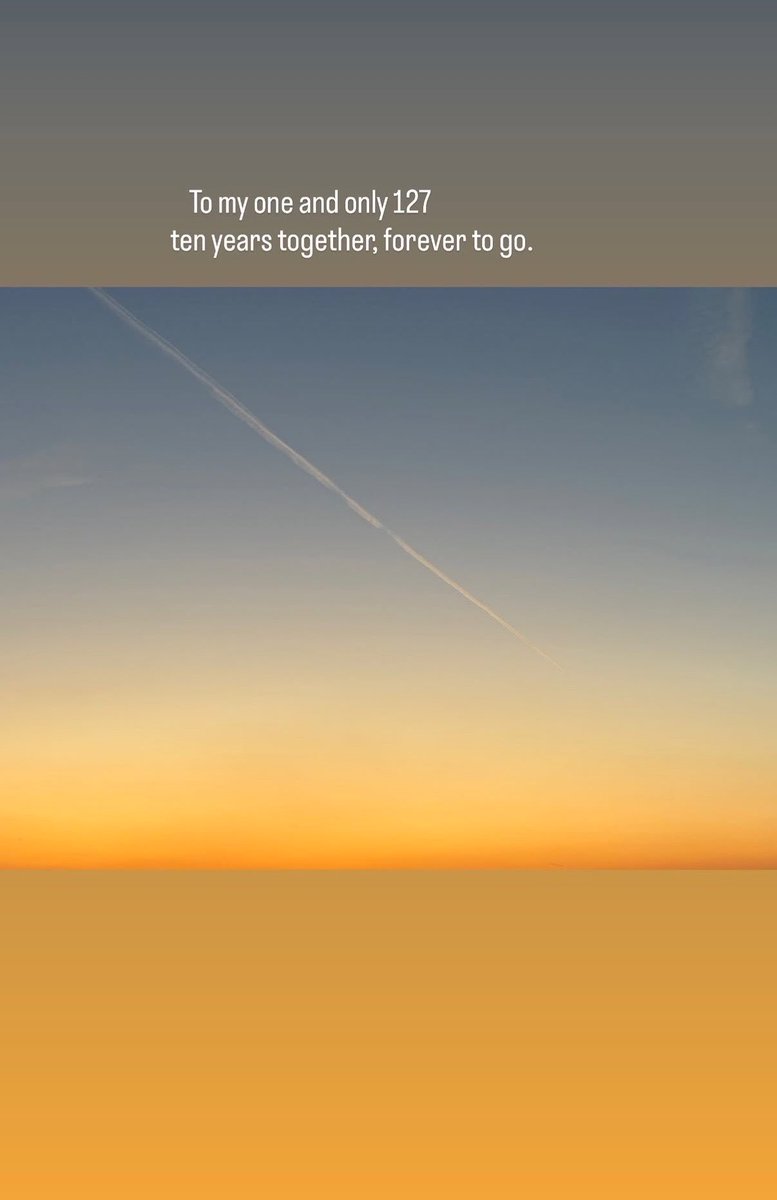 the127ism's tweet photo. do0_nct Instagram

To my one and only 127 ten years together, forever to go.

ถึง 127 หนึ่งเดียวของผม สิบปีที่อยู่ด้วยกัน และจากนี้ก็จะเดินต่อไปด้วยกันตลอดไป

#DOYOUNG #도영 #NCT127 @NCTsmtown_127 https://t.co/45r9nRUKJe