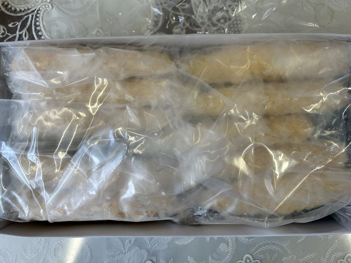 npohopstep's tweet photo. ご支援者の方からお米とエビフライをいただきました！いつも温かいご支援をありがとうございます。
#親に頼れない #若年女性支援 #自立援助ホーム #シェアハウス #寄付ありがとうございます https://t.co/HV4v5Upj5S