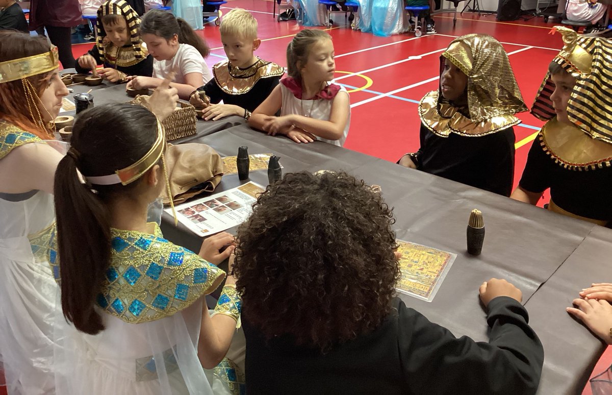 LittleParndon1's tweet photo. On 15th June, our Year 4 children enjoyed an exciting and interactive Egypt Day led by Off the Page. Throughout the day, the pupils discovered lots of fascinating facts about the Ancient Egyptians and their way of life. https://t.co/U9IvHWRRAd