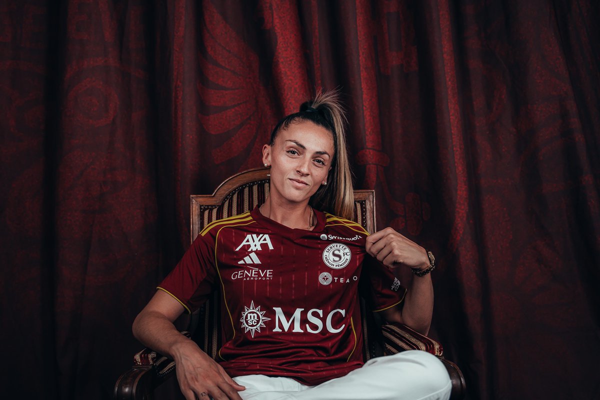 ServetteFCCF's tweet photo. Prête à défendre ses 𝒏𝒐𝒖𝒗𝒆𝒍𝒍𝒆𝒔 𝒄𝒐𝒖𝒍𝒆𝒖𝒓𝒔 🇱🇻✨

#NotreVilleNotreClub https://t.co/ZMsUyIMFFS