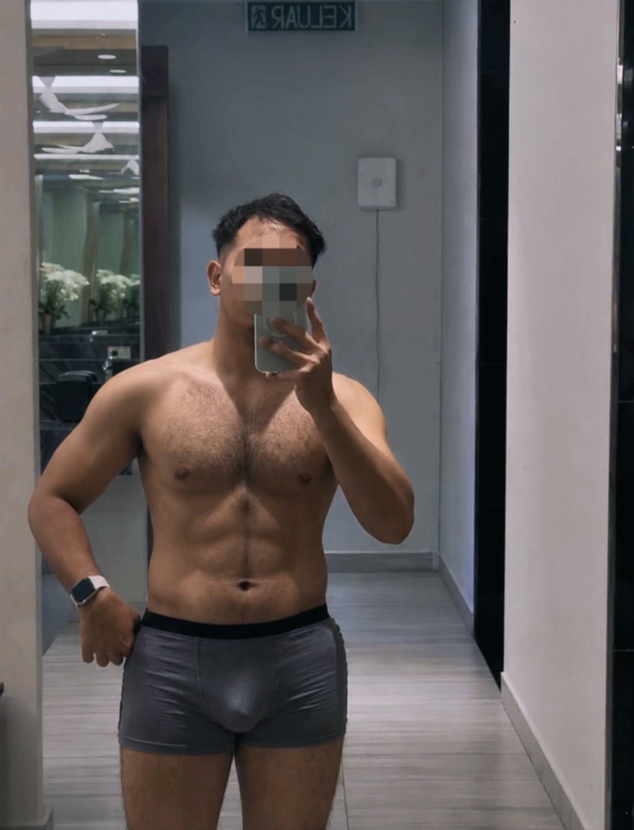 andikvsaputra's tweet photo. Dengan chatgpt semua orang bole ada sixpack !! https://t.co/Ag5GuKfa4v