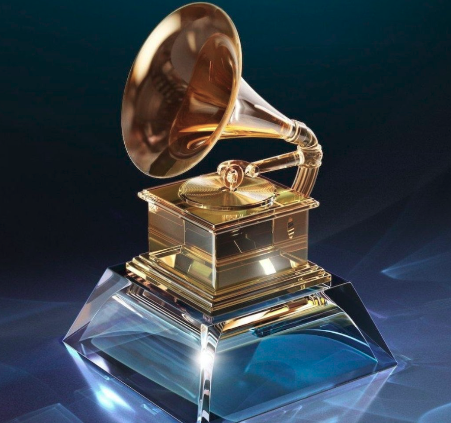 AboutMusicYT's tweet photo. Gold Derby predicts TWICE will be among the leading contenders for a nomination for the 2027 Grammy Award for Best Asian Pop Music Performance:

"A few big names could drop eligible music in time. Iconic kpop outlet Twice is one of the most recognizable names in the industry, and was recently featured on the KPop Demon Hunters soundtrack"