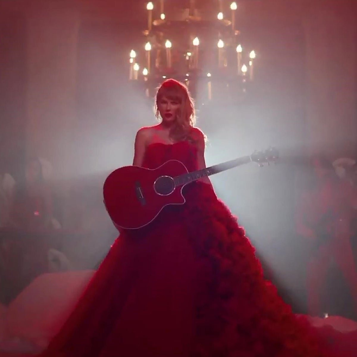 TheTSDaily's tweet photo. Dior confirmed that Taylor Swift will share the first official photos from her wedding before the fashion house unveils the design of her custom couture wedding gown. https://t.co/AlWbcfSPCm
