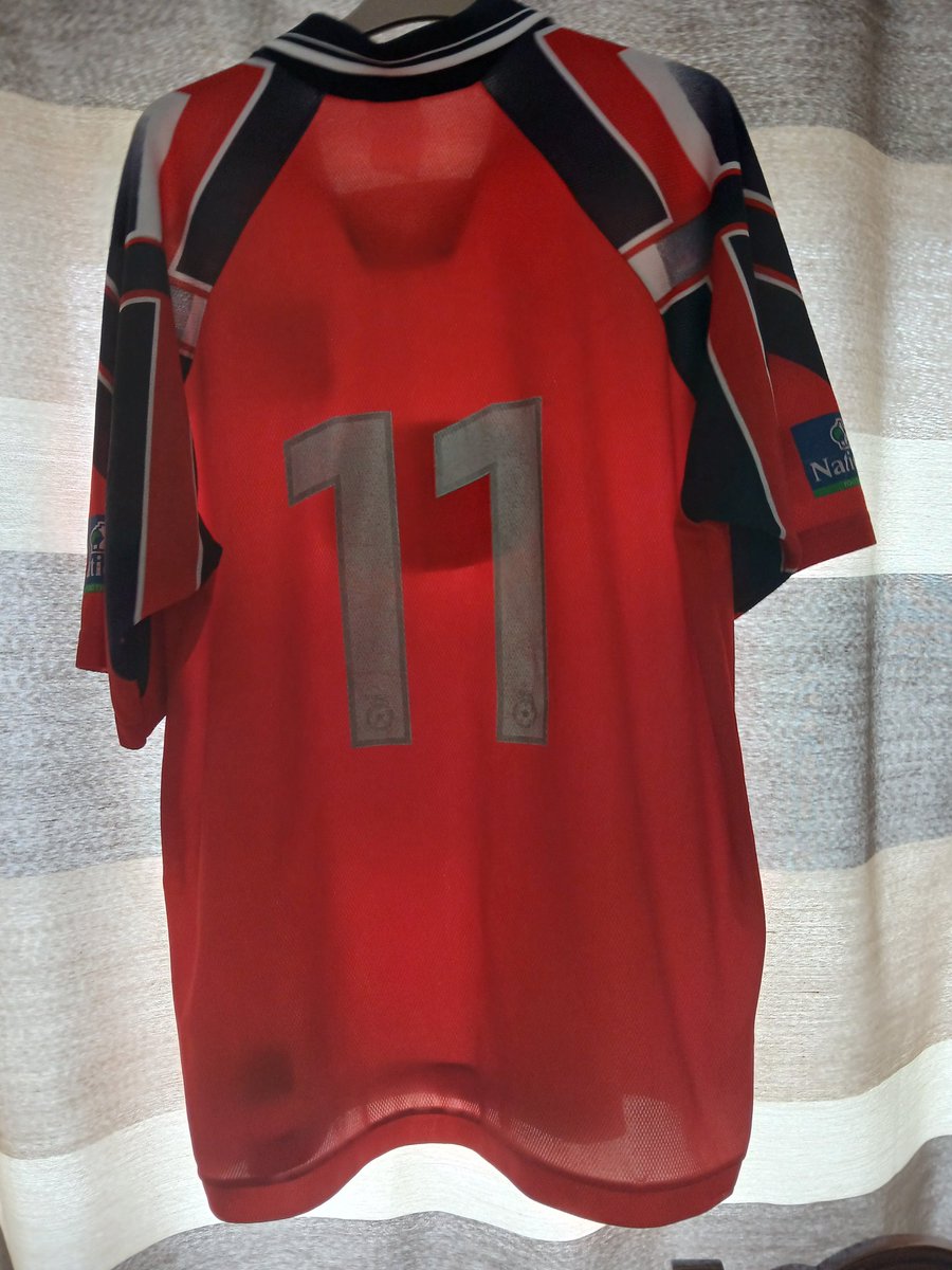 jamhunt663's tweet photo. @shrewsburytown #salop ive managed to get hold this 2001 shrewsbury town third shirt is it true these were only available to players never on sale to public if anyone can help thx https://t.co/zJ4szxs5M3